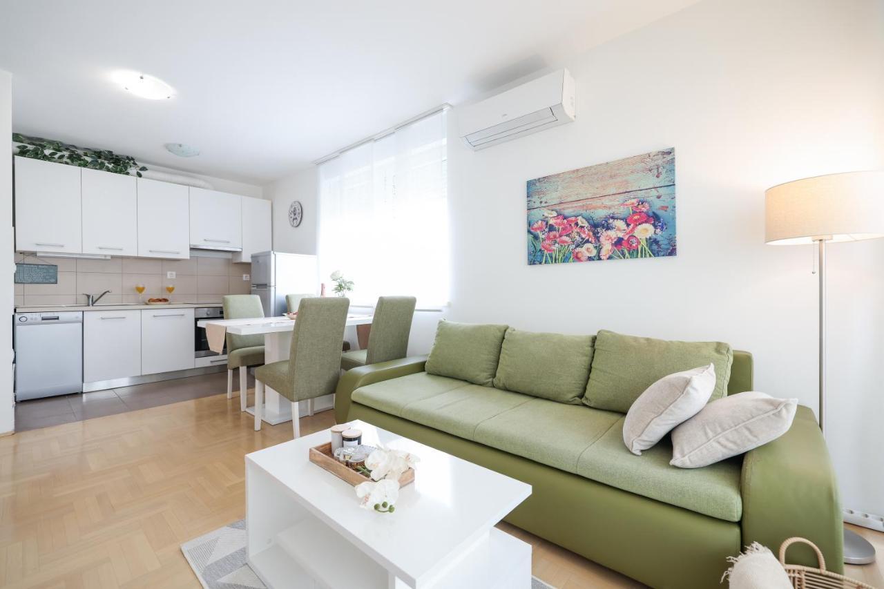 Cozy Niko Apartment - Private Parking And Balcony ซาดาร์ ภายนอก รูปภาพ
