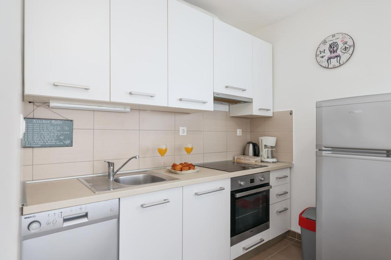 Cozy Niko Apartment - Private Parking And Balcony ซาดาร์ ภายนอก รูปภาพ